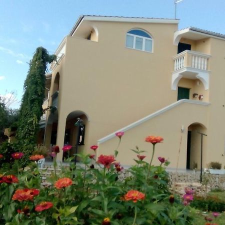 Apartments Meri Vodice Exteriör bild