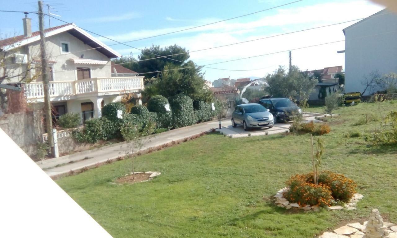 Apartments Meri Vodice Exteriör bild